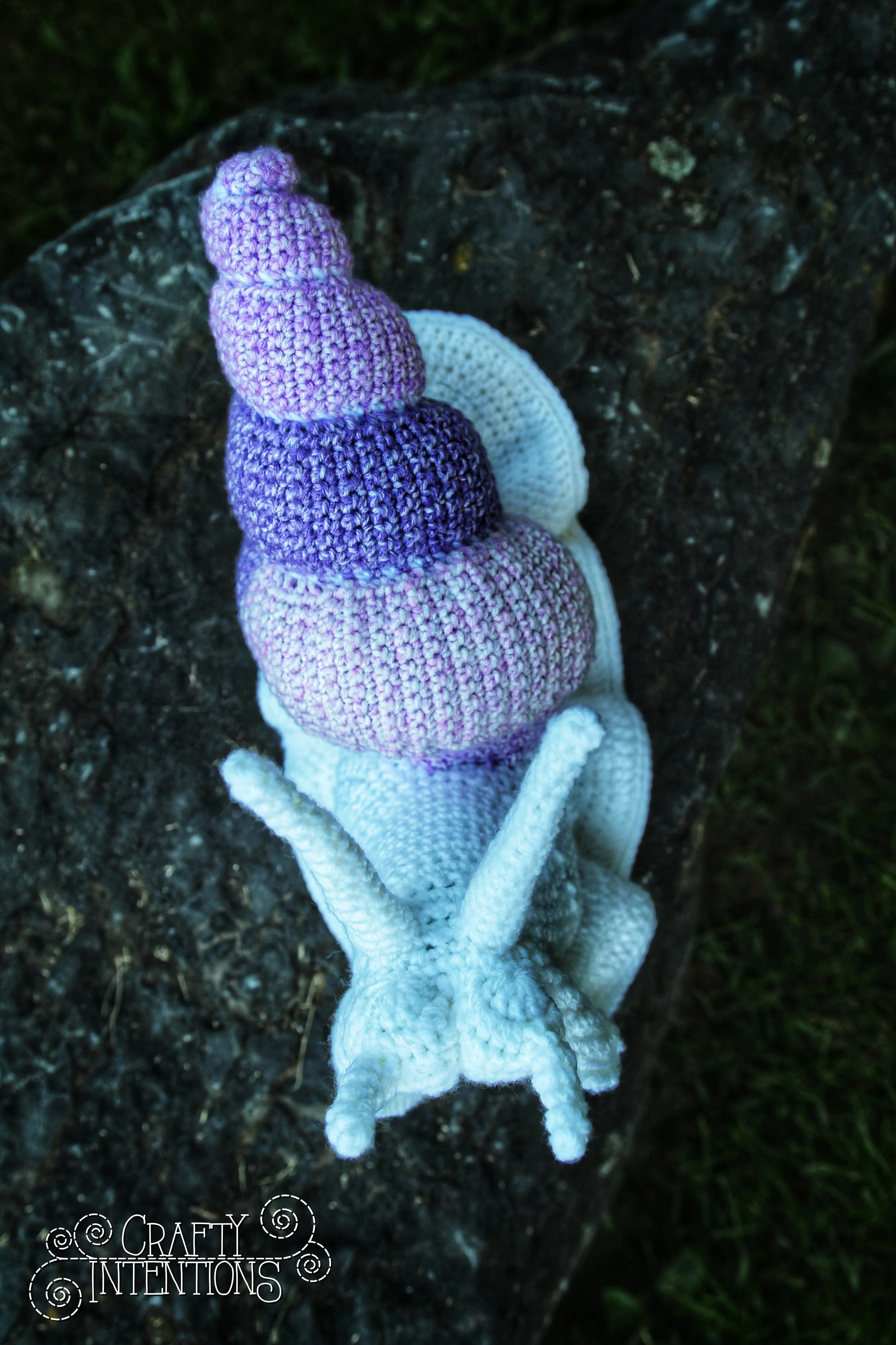 Giant Snails — Crafty Intentions